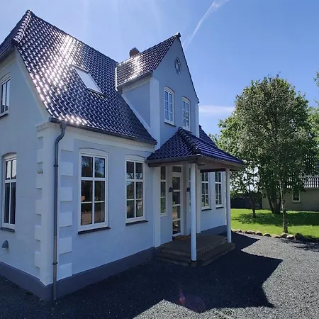 Juuso - 20km From The Sea By Interhome